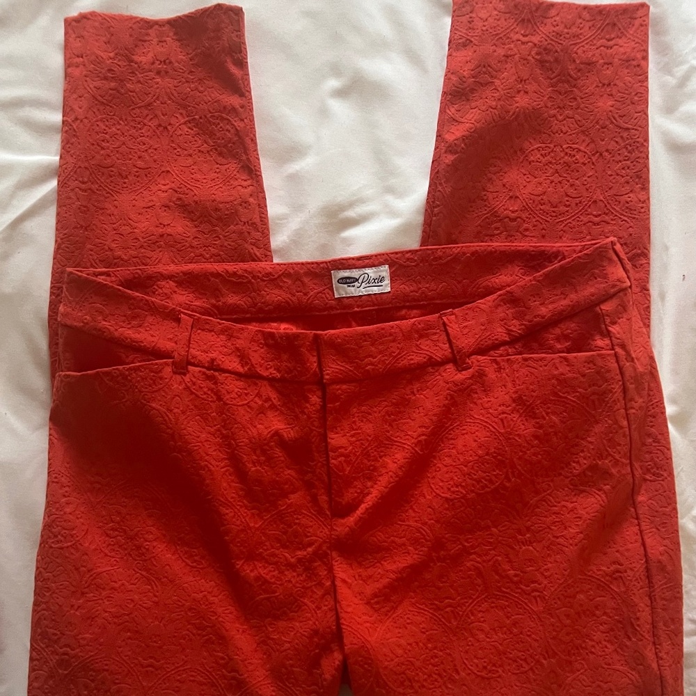 Old Navy Tall Orange Brocade Cropped Pants (Tall)